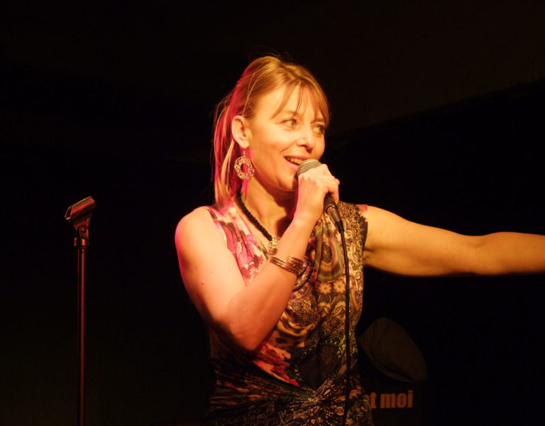 Virginie Catoire en concert, chanteuse et coach vocal à Montpellier